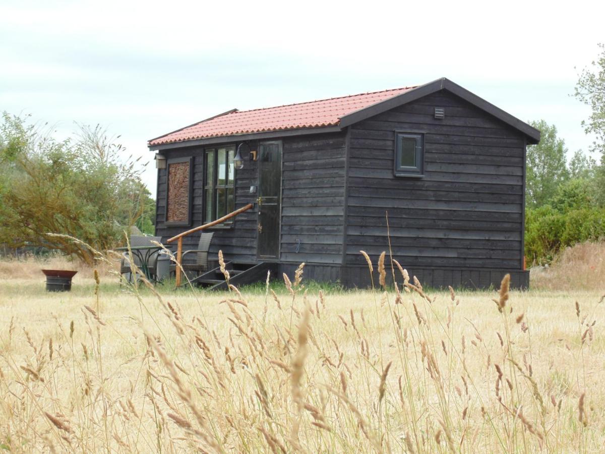 The Cabin Pakenham Exteriör bild